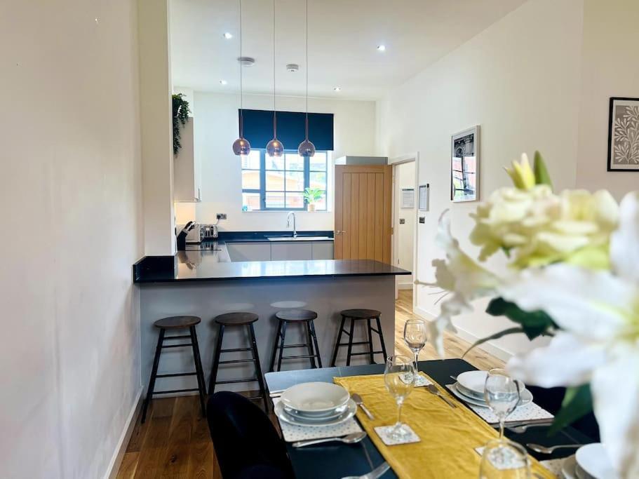 הוילה ברמינגהאם Twilight House -Wyndale Living- B'Ham Jq Townhouse מראה חיצוני תמונה